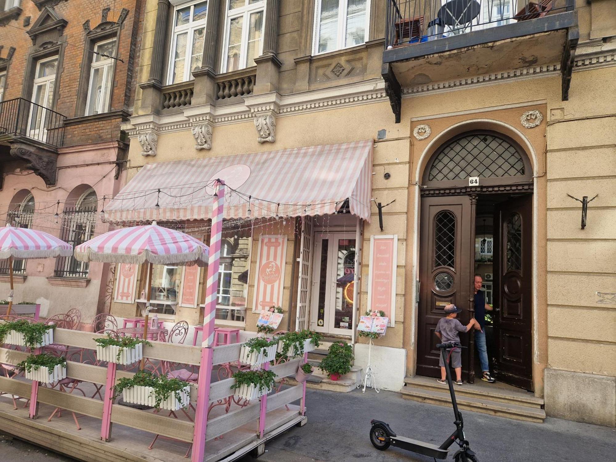 Soho Street Private Apartment 6 Persons Budapest Extérieur photo